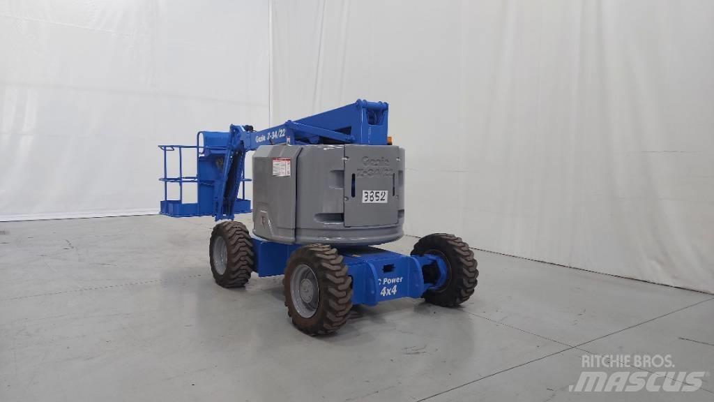 Genie Z 34/22 IC Iseliikuvad poomtõstukid