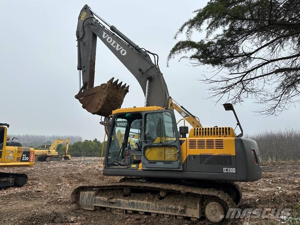 Volvo EC210 Roomikekskavaatorid