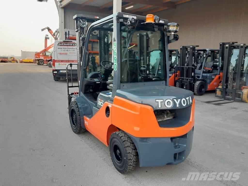 Toyota 52-8 FDF 30 Diiseltõstukid