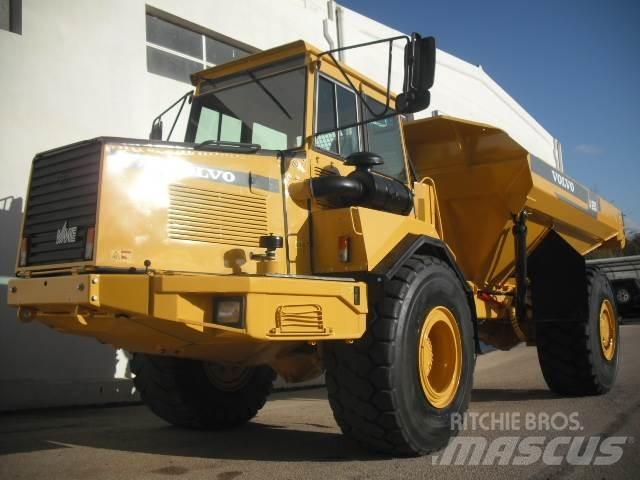 Volvo A 25 C   4x4 Liigendraamiga pinnaseveokid
