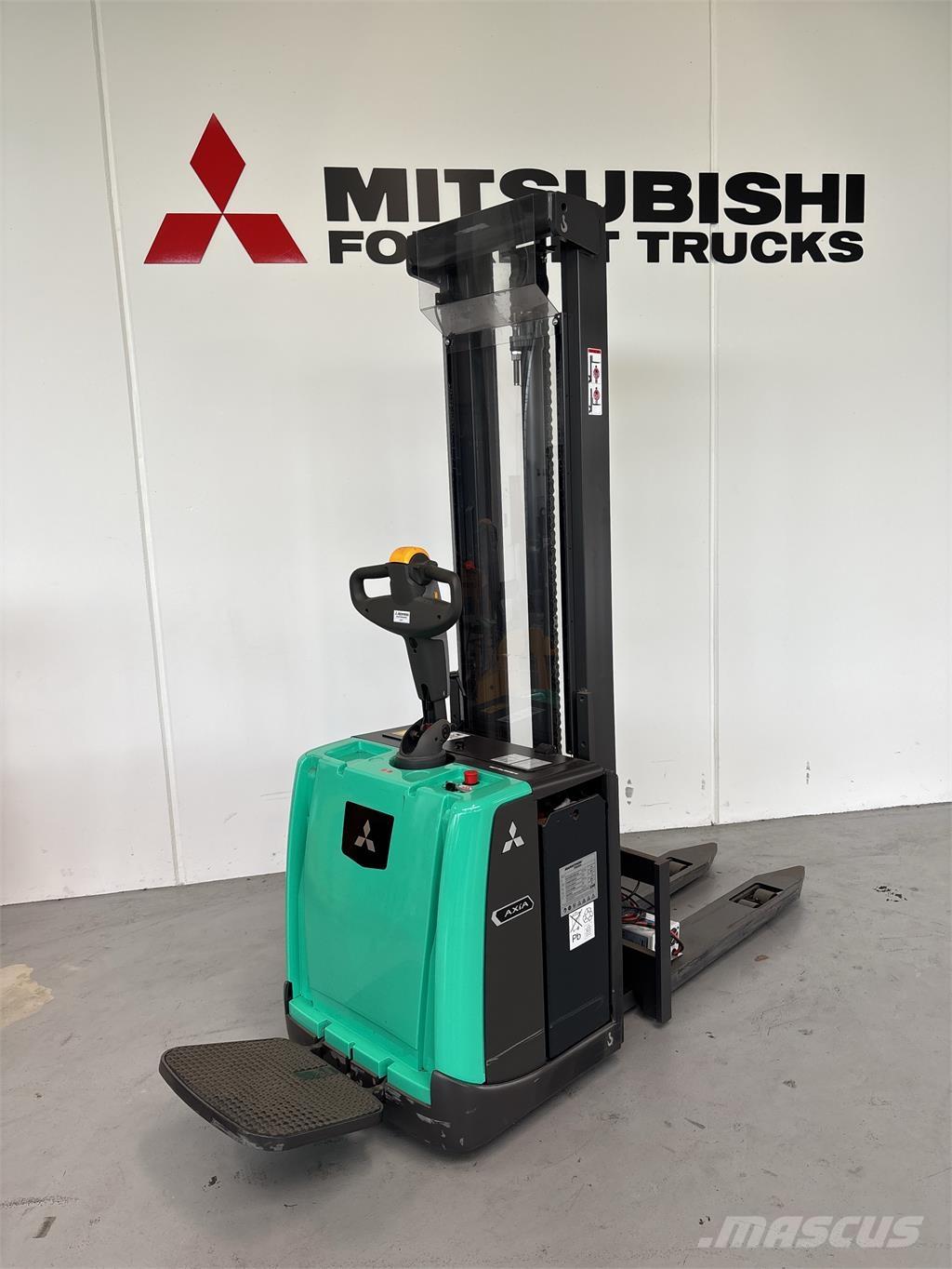 Mitsubishi SBV16P Platvormiga virnastajad