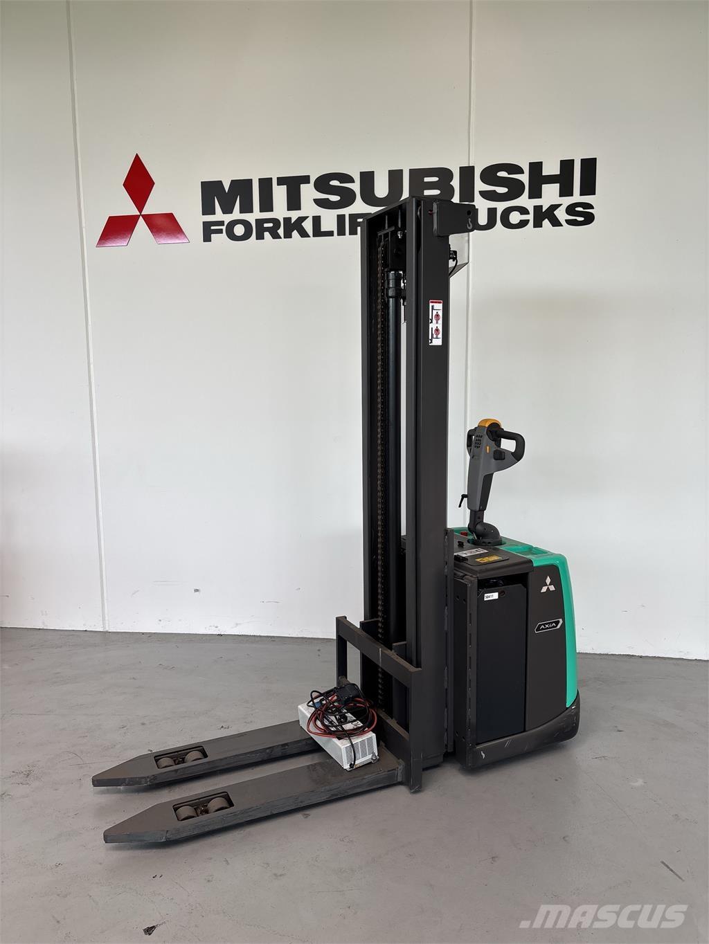 Mitsubishi SBV16P Platvormiga virnastajad