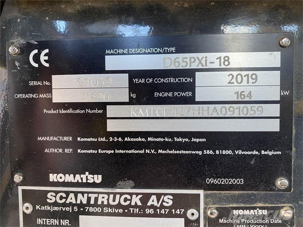 Komatsu D65PXI-18 Buldooserid