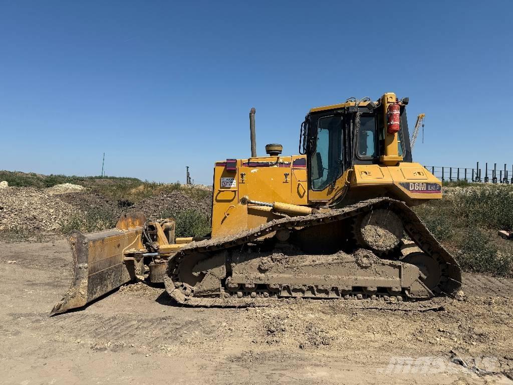 CAT D 6 M LGP Buldooserid