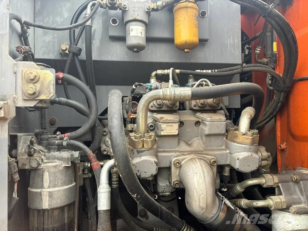 Hitachi ZX140 W-3 Ratasekskavaatorid