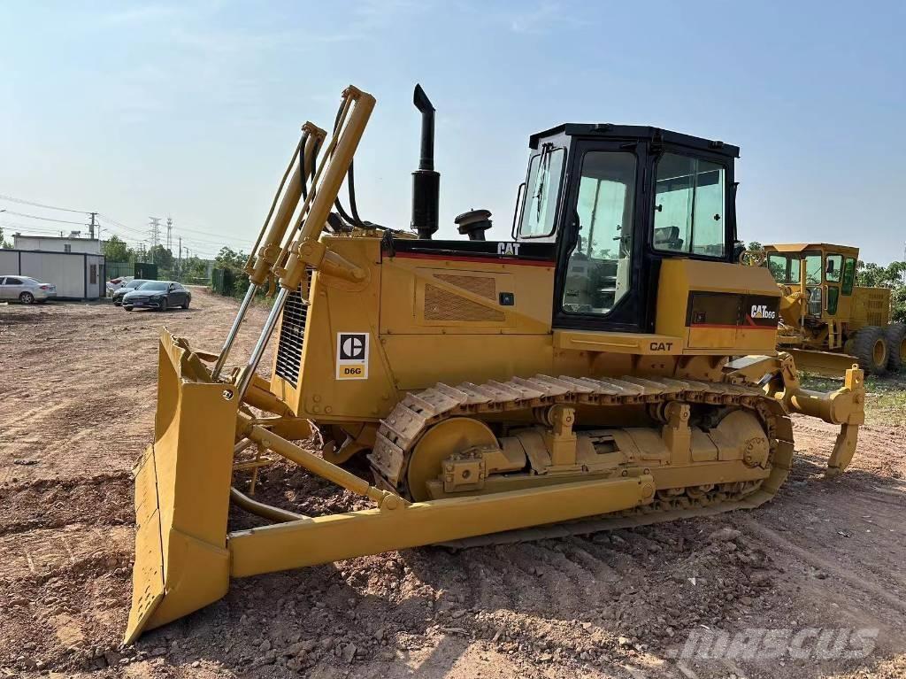 CAT D 6 G Buldooserid