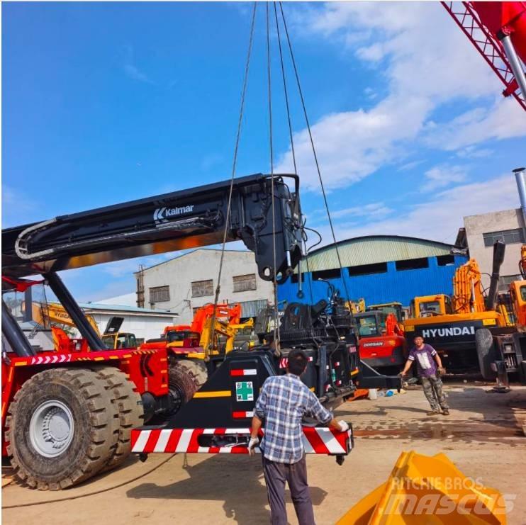 Kalmar DRF 450 Konteineritõstukid