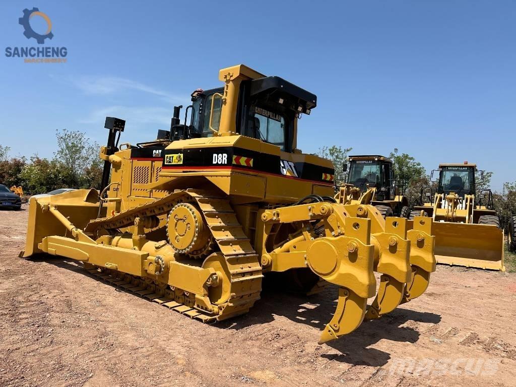 CAT D 8 R Buldooserid