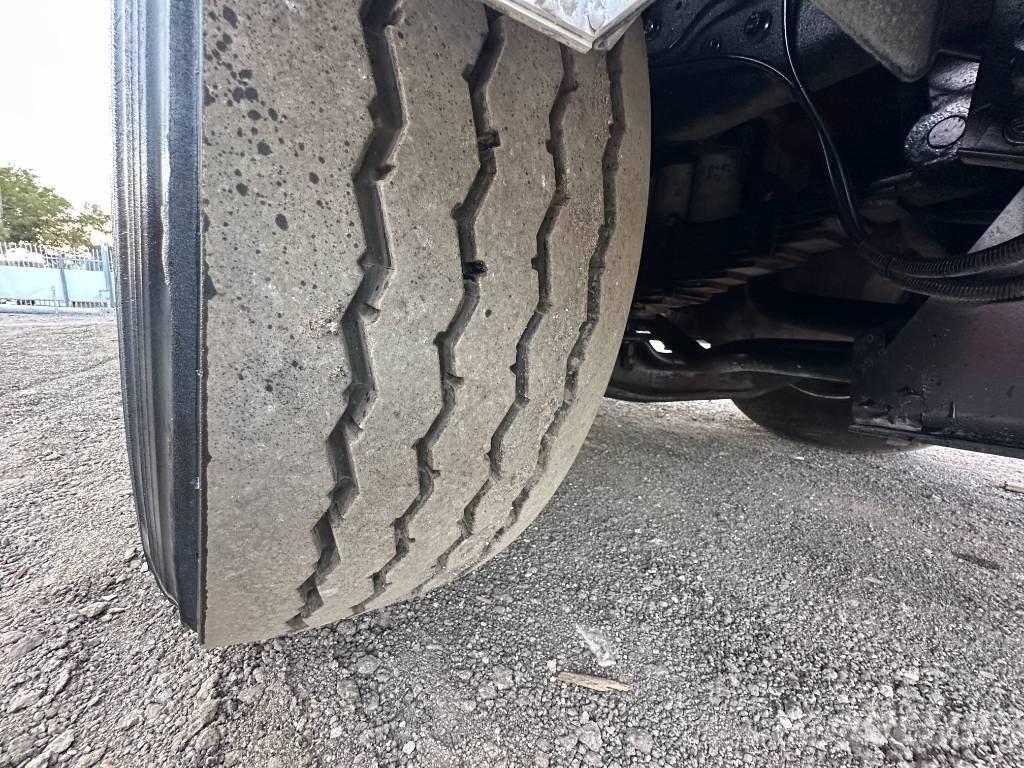 Mack MRU 613 Vaakumautod