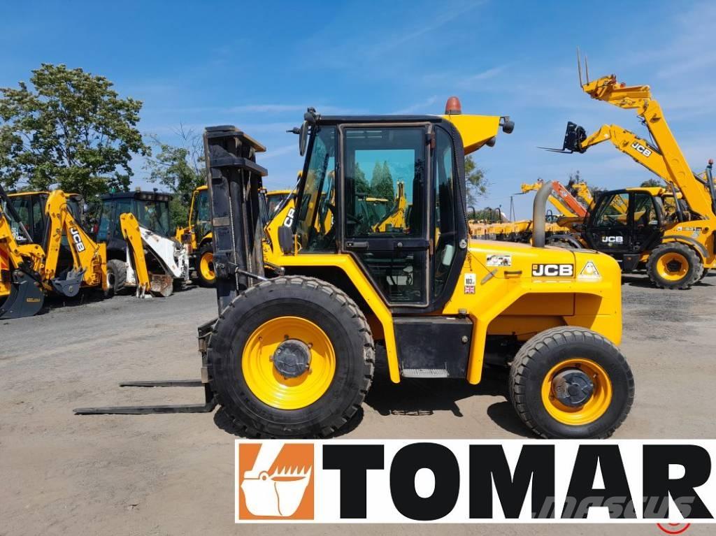 JCB 930-4 Maastikutõstukid