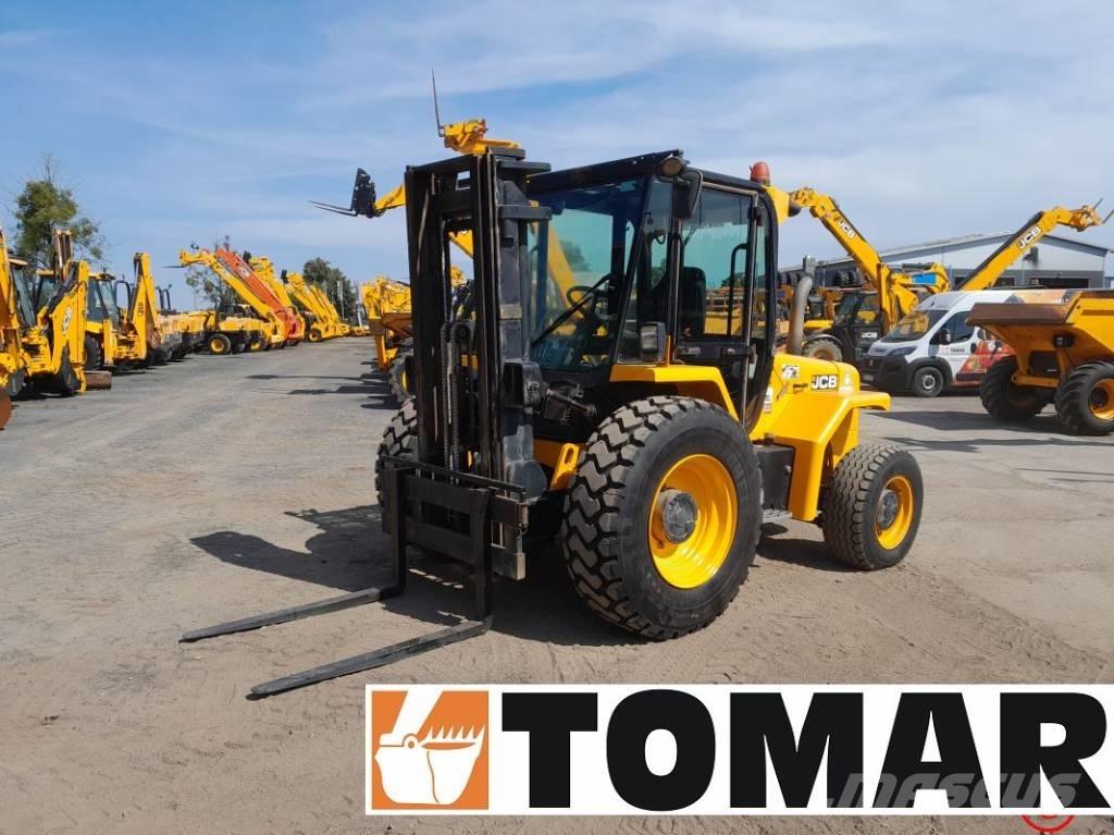 JCB 930-4 Maastikutõstukid