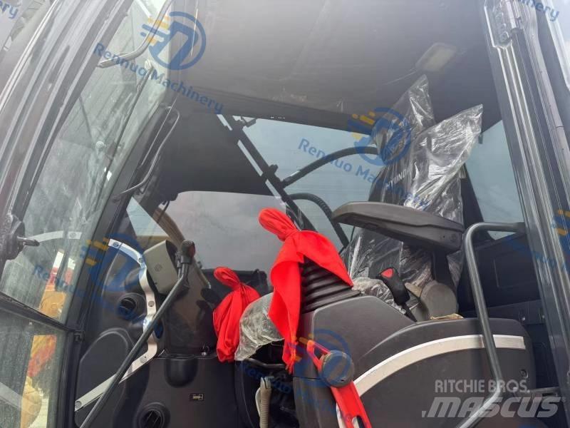 Hyundai R220-9S Roomikekskavaatorid