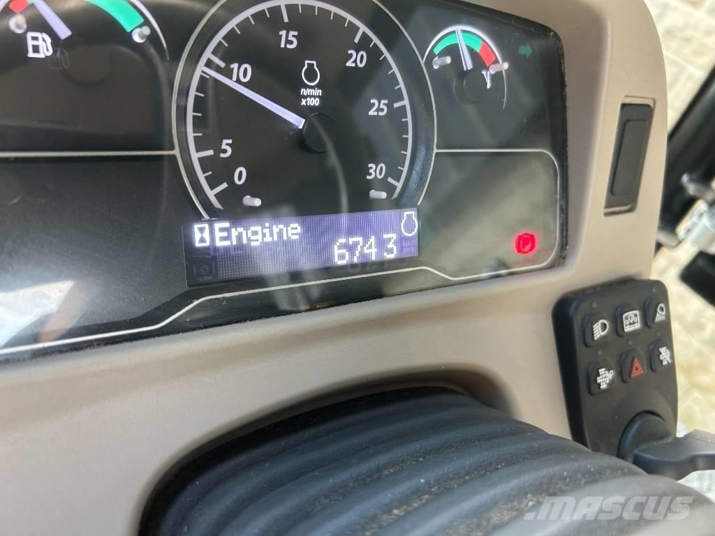 John Deere 3046R Traktorid