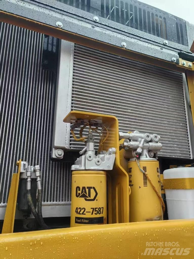 CAT 340 D L Roomikekskavaatorid