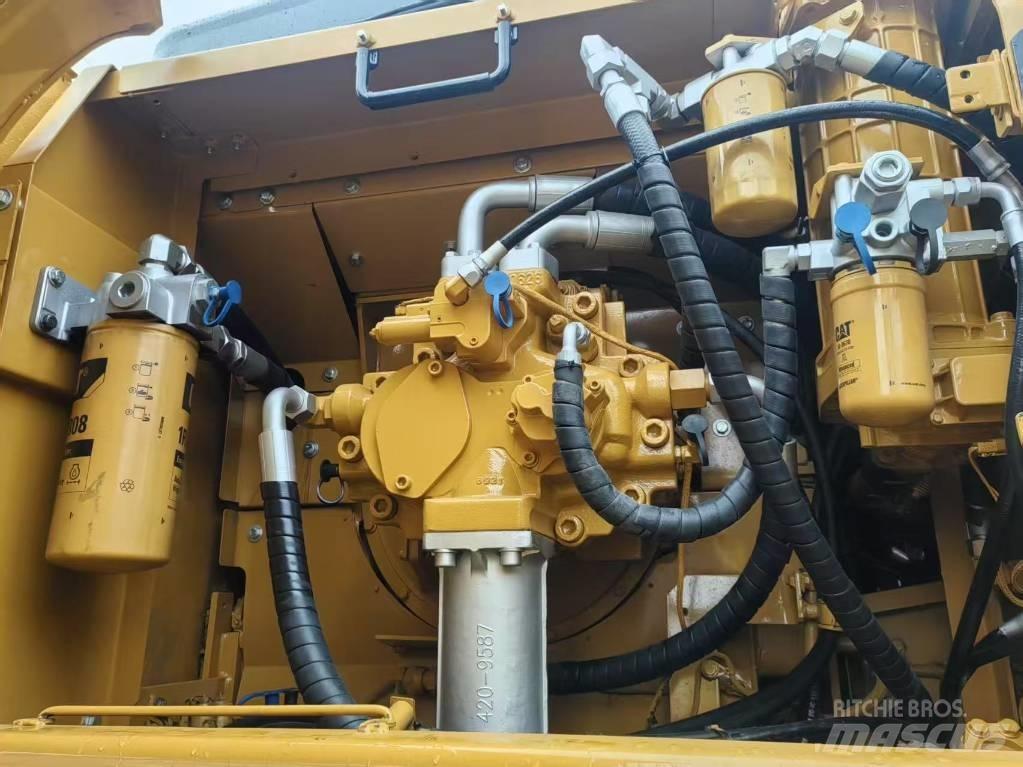 CAT 340 D L Roomikekskavaatorid