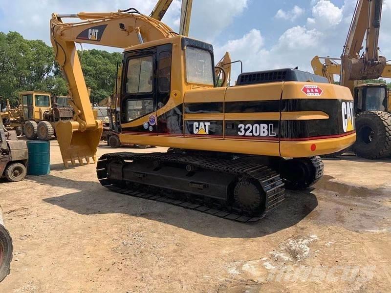 CAT 320 B Roomikekskavaatorid