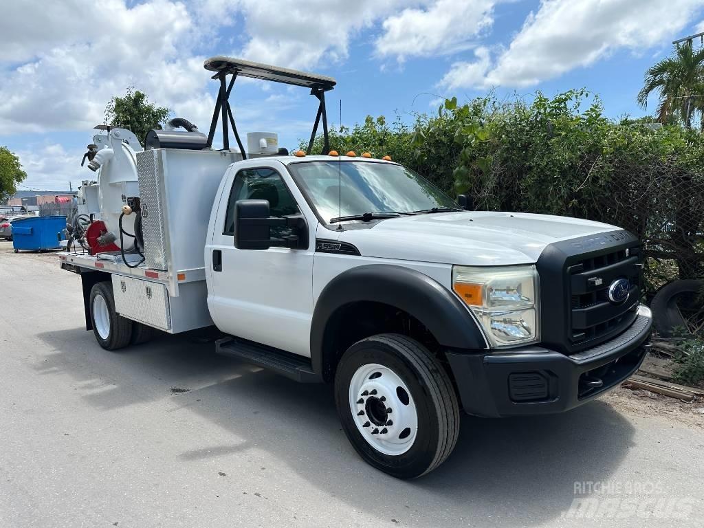 Ford F 550 SD Vaakumautod