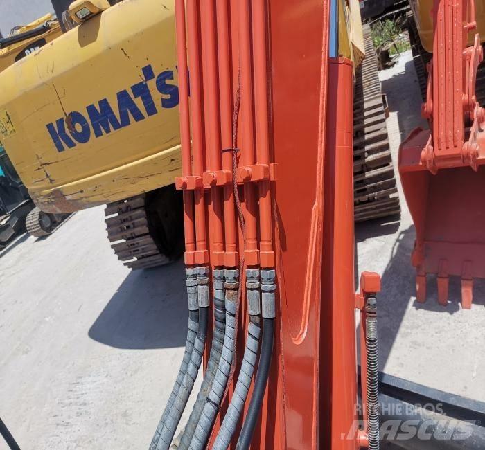 Doosan DX 60 Roomikekskavaatorid