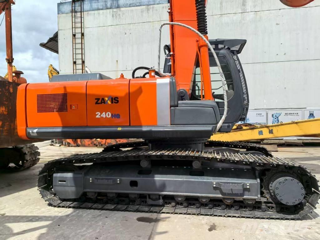 Hitachi ZX 240 HG Roomikekskavaatorid