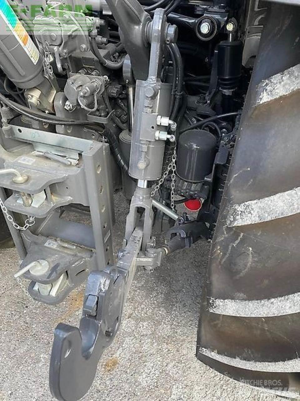 Valtra n155 Traktorid
