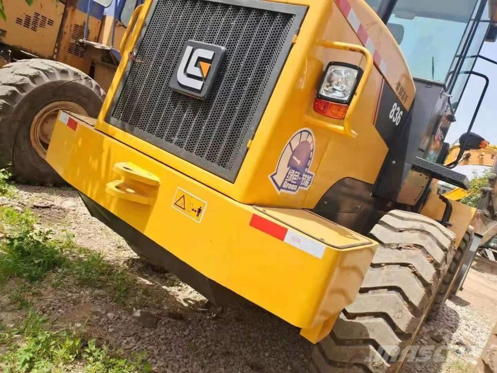 LiuGong 836 Rataslaadurid