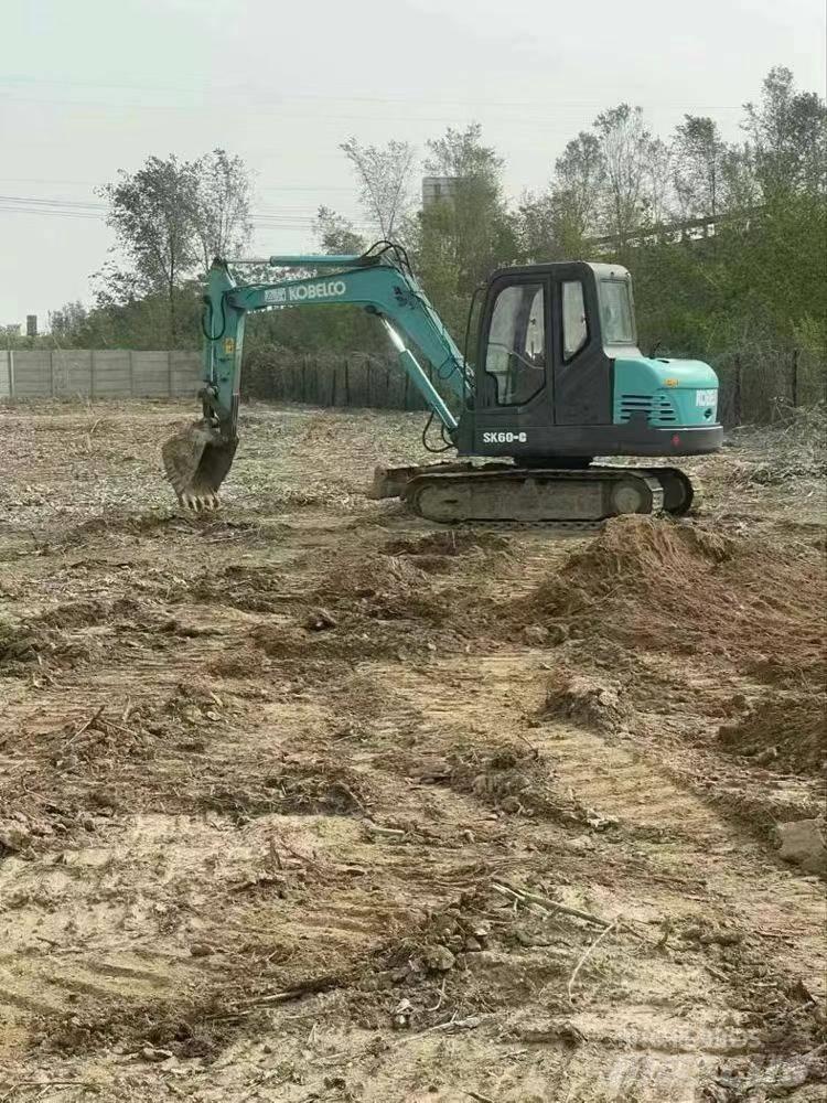 Kobelco SK60 Roomikekskavaatorid