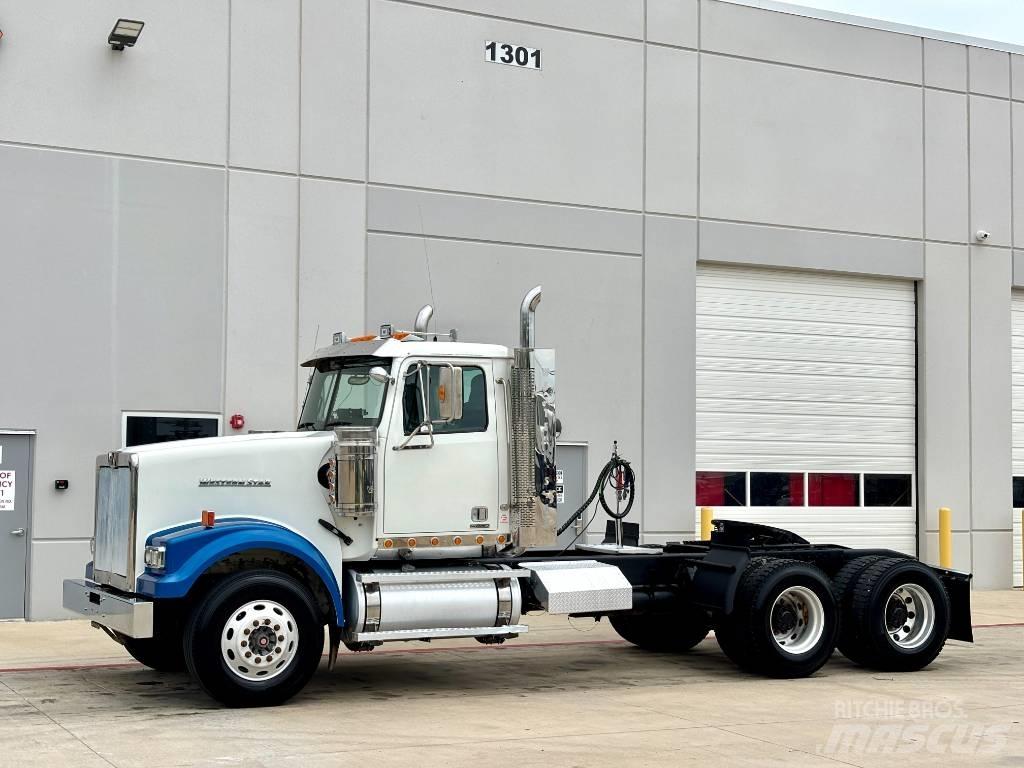 Western Star 4900 Sadulveokid