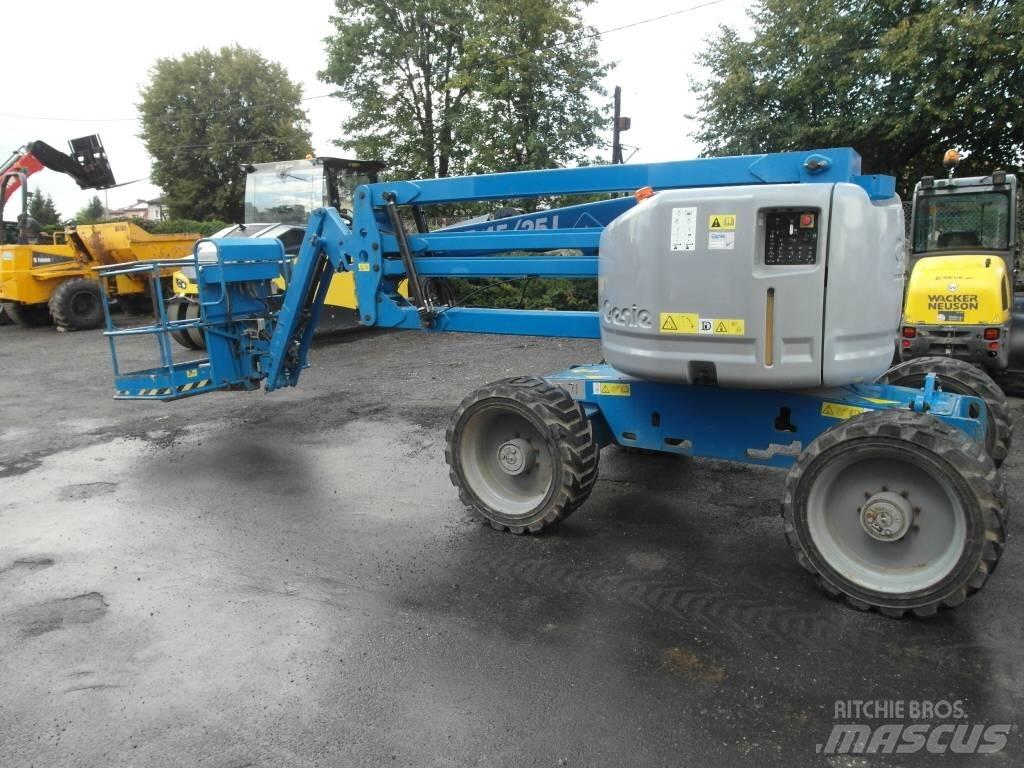 Genie Z 45/25 J Iseliikuvad poomtõstukid