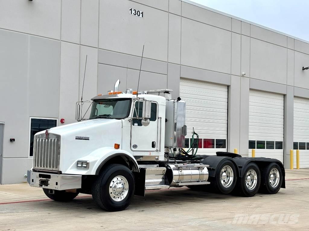 Kenworth T 800 Sadulveokid