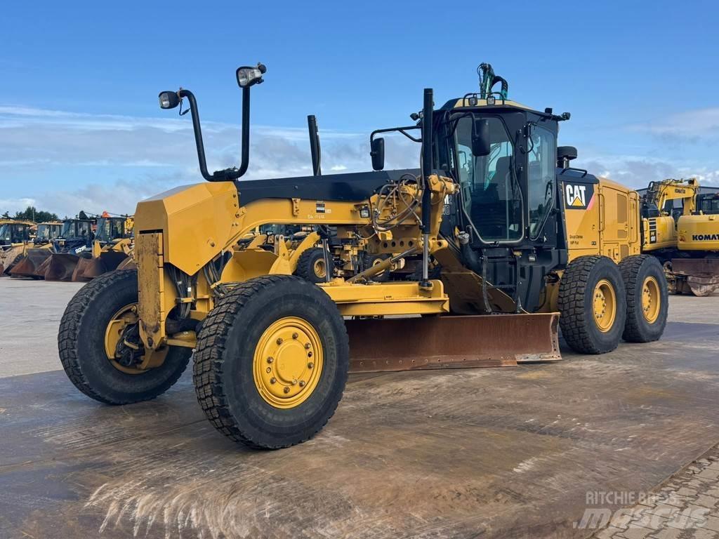 CAT 140M2 AWD Greiderid