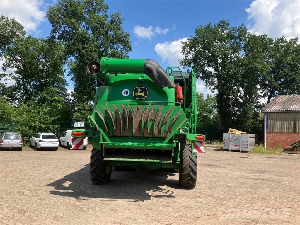 John Deere T670 Teraviljakombainid