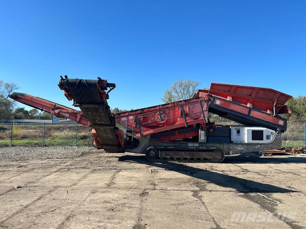 Sandvik QE 340 Iseliikuvad sõelad