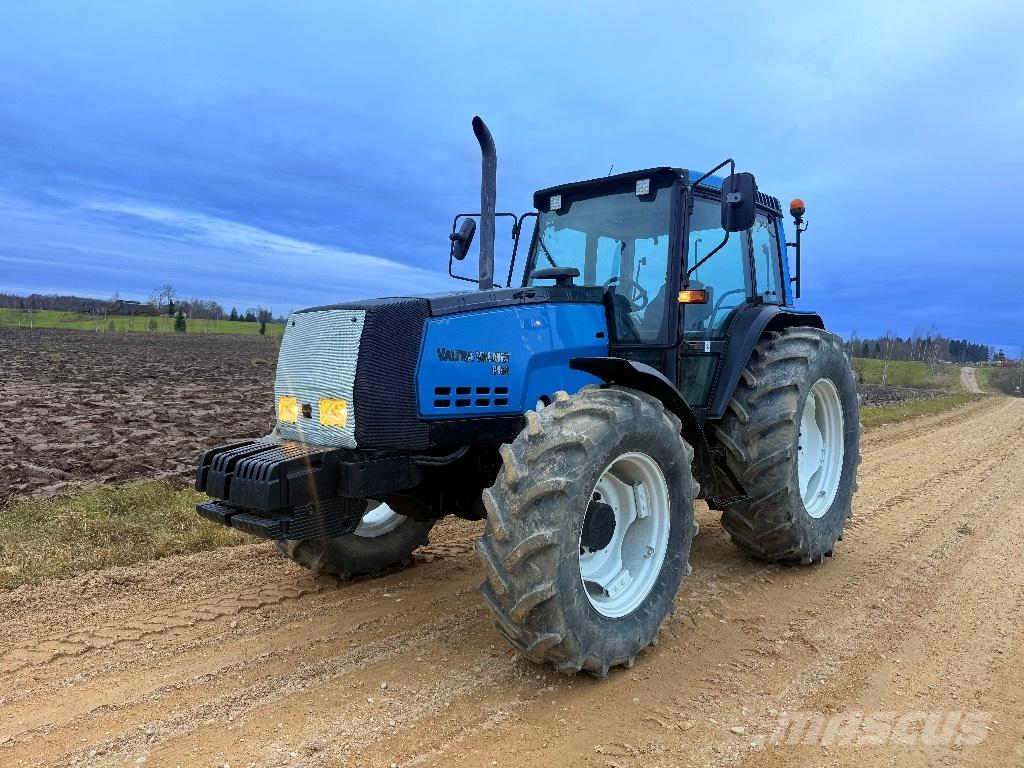 Valtra 8150 Traktorid