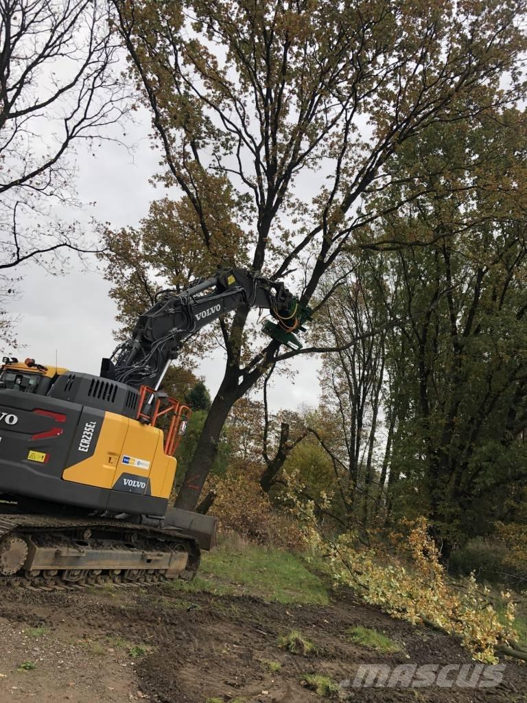  groeneveldt  822 Metsaekskavaatorid