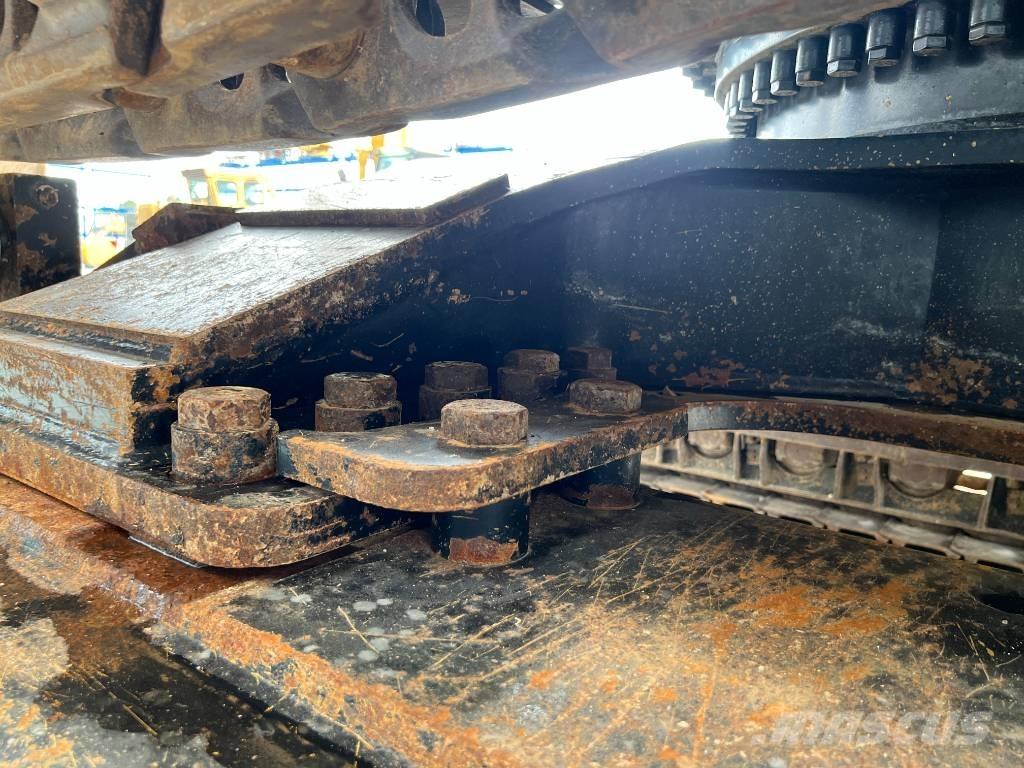 CAT 352F Roomikekskavaatorid