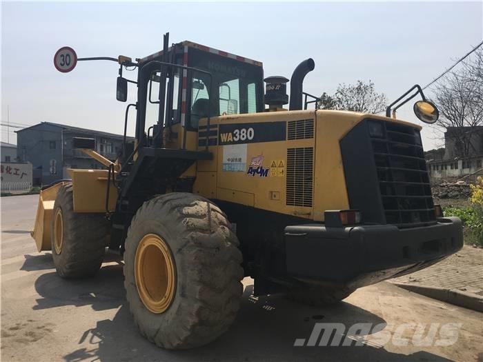 Komatsu WA 380 Rataslaadurid