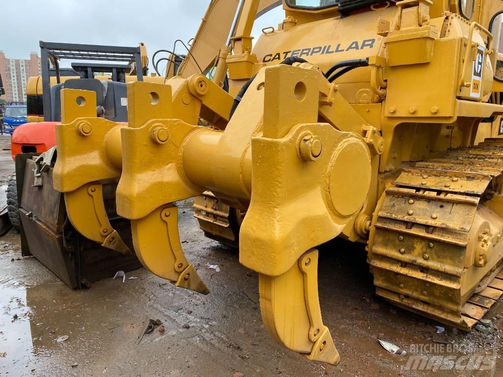 CAT D 8 K Buldooserid