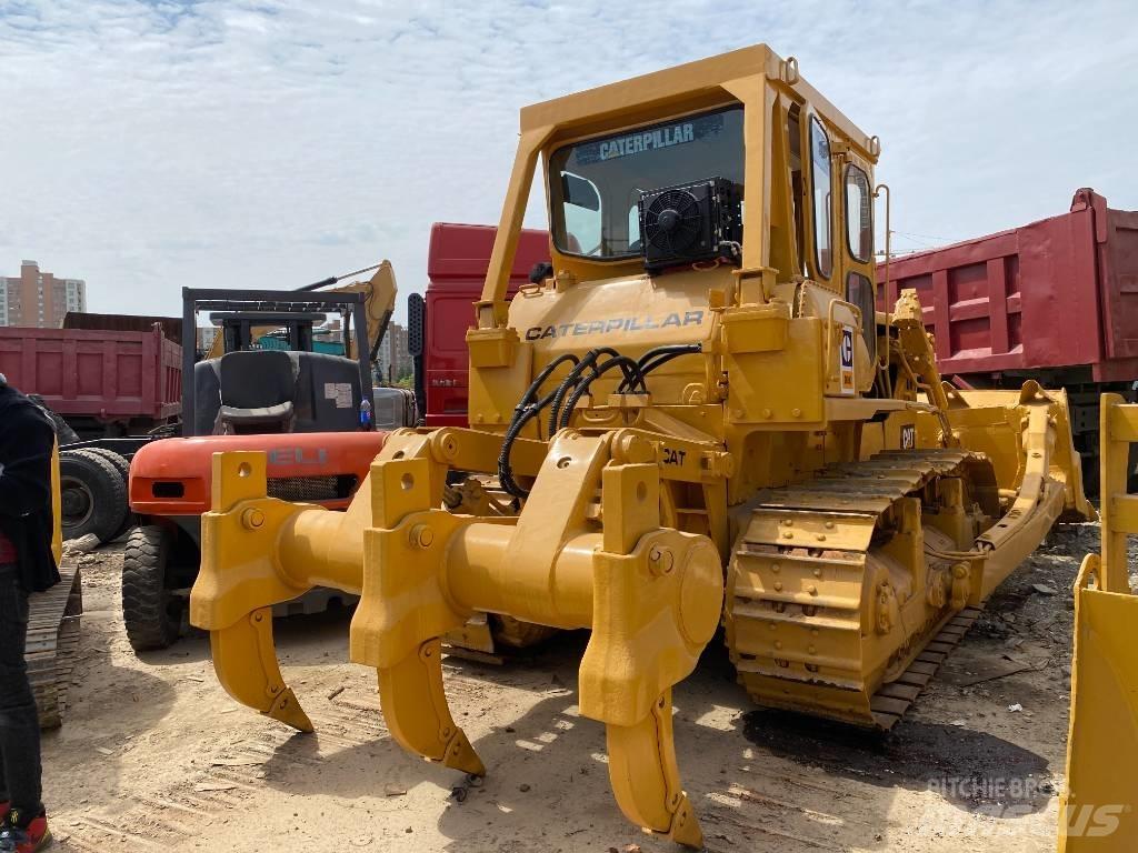 CAT D 8 K Buldooserid