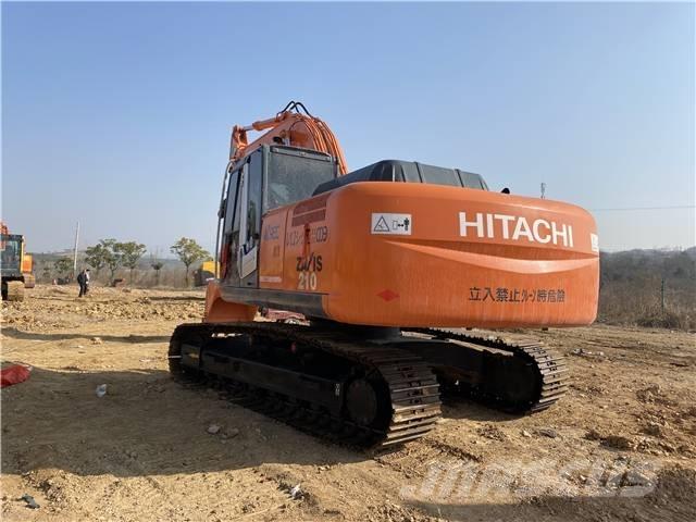 Hitachi ZX210 Roomikekskavaatorid