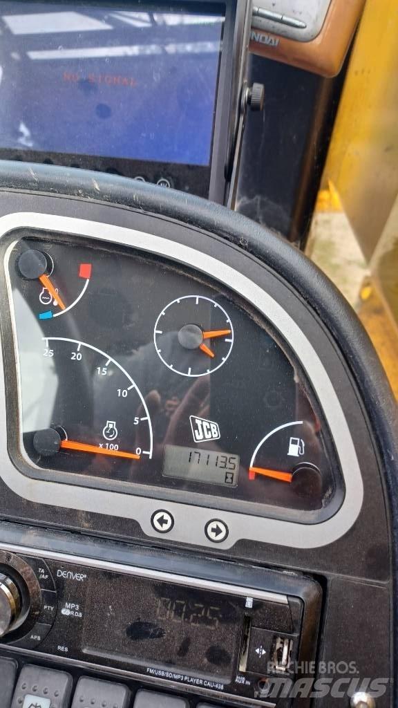 JCB 541-70 Põllumajanduslikud teleskoopkäitlejad