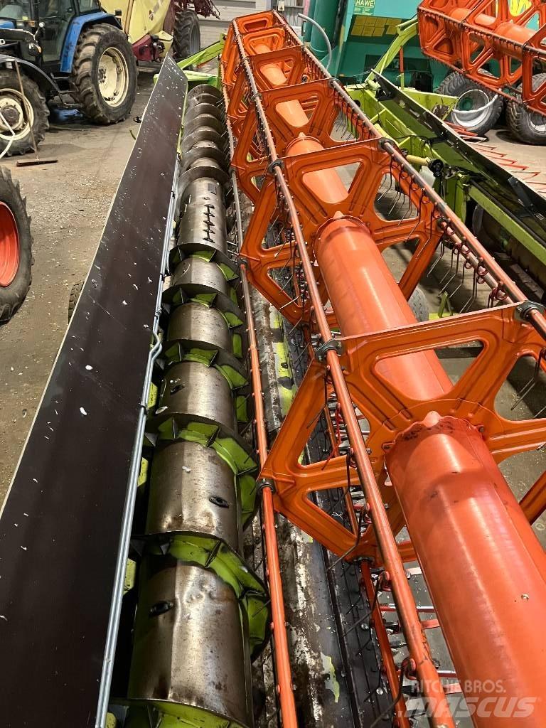 CLAAS C 900 Kombainide heedrid