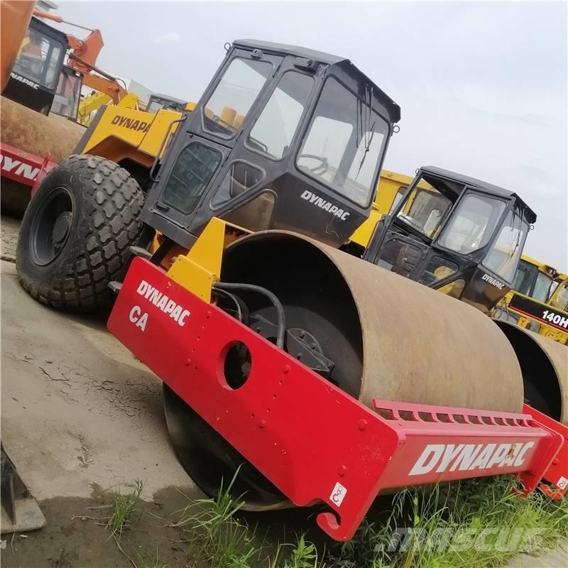 Dynapac CA 301 D Ühe trumliga rullid