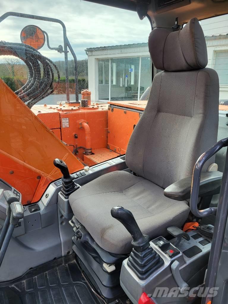 Doosan DX 140 LCR-3 Roomikekskavaatorid