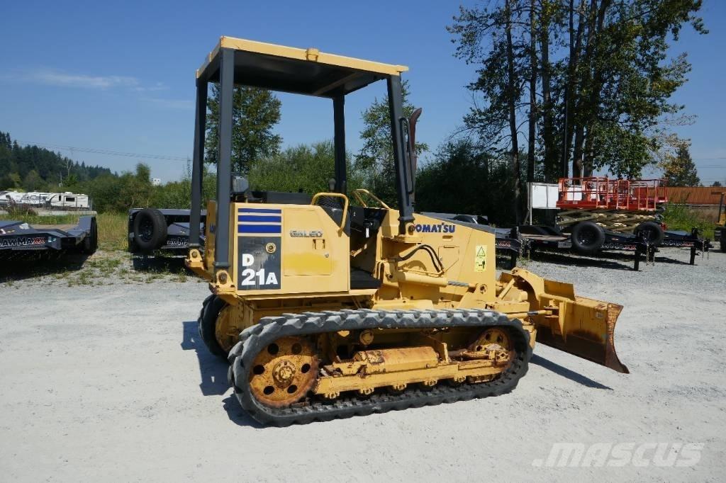 Komatsu D 21 A-8 Buldooserid