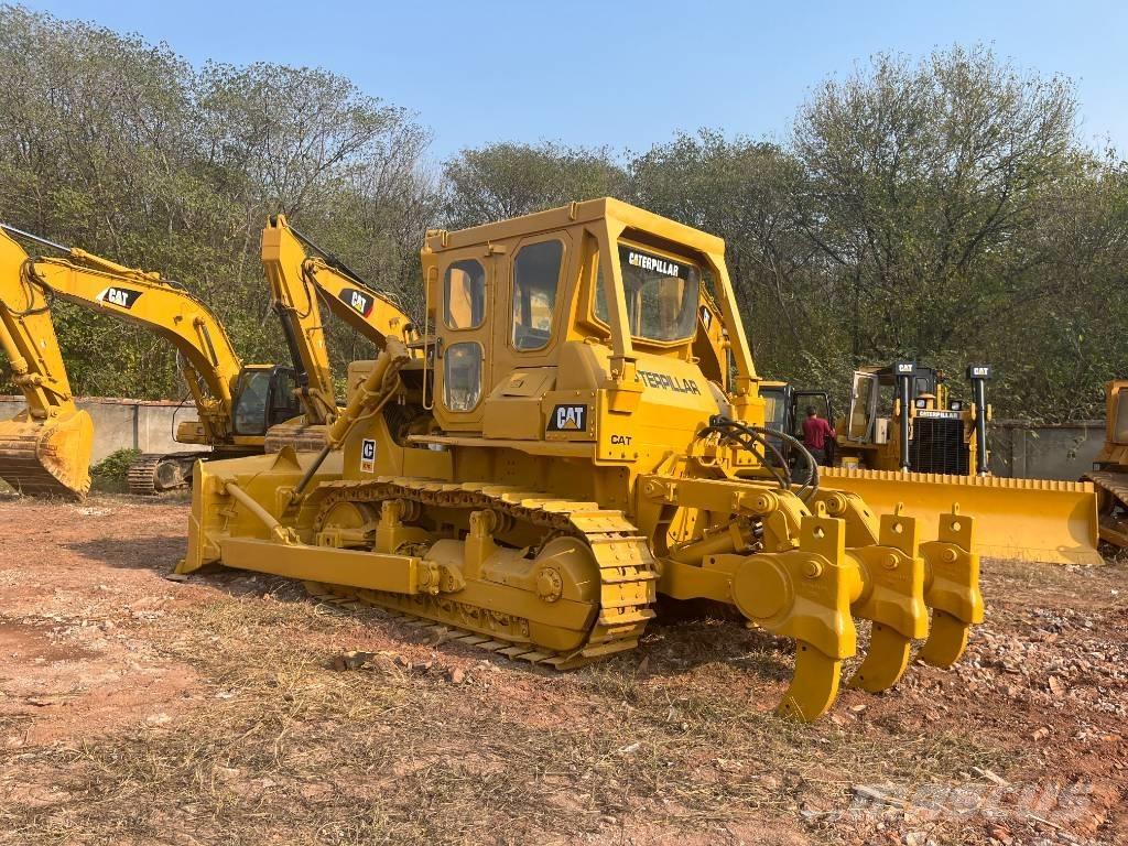 CAT D7G Buldooserid