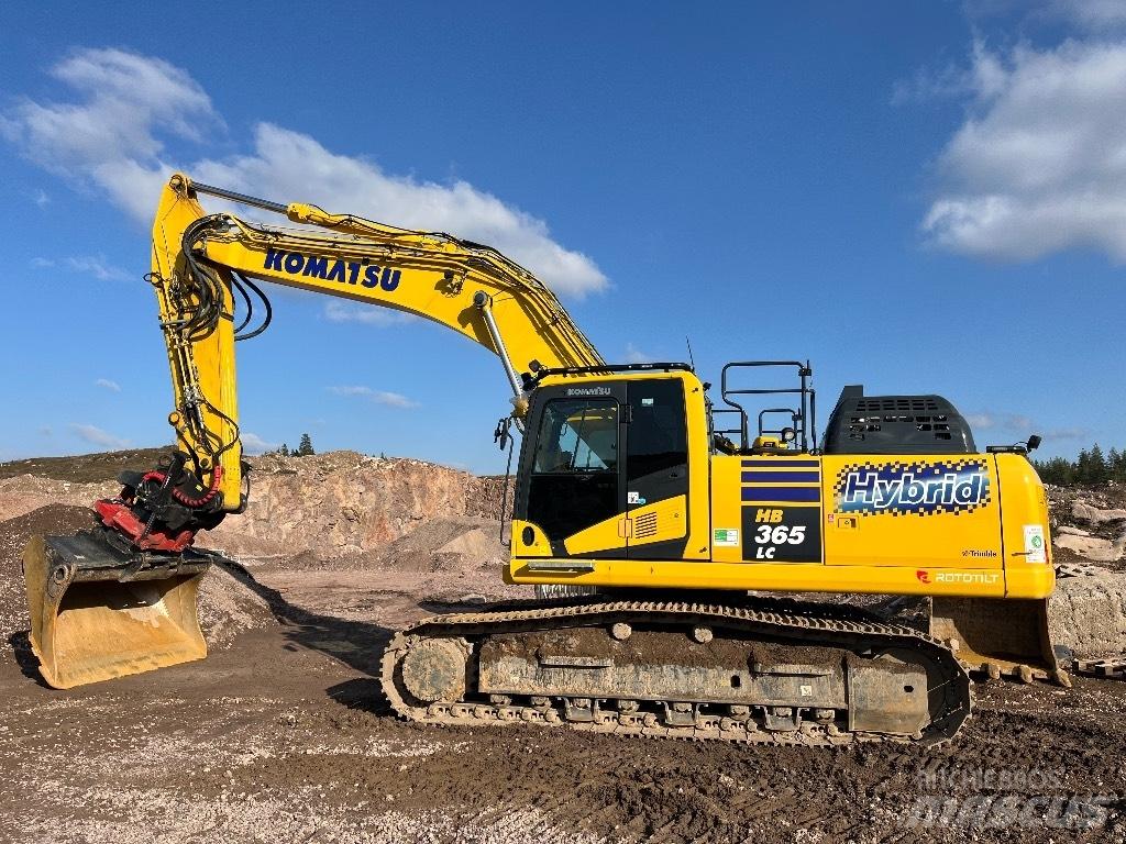 Komatsu HB 365LC-3E0 Roomikekskavaatorid