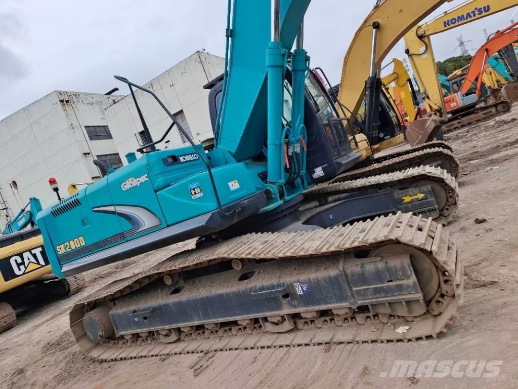 Kobelco SK 260 Roomikekskavaatorid