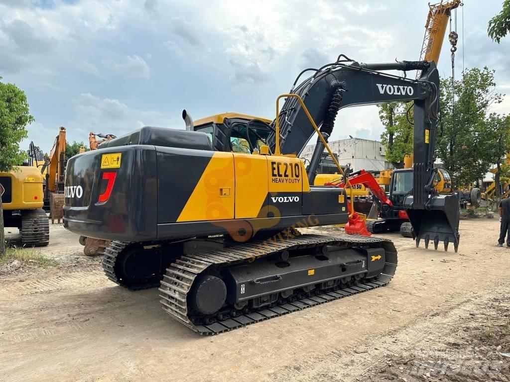 Volvo EC 210 B LC Roomikekskavaatorid