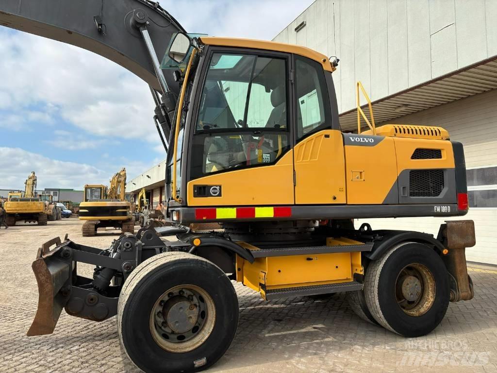 Volvo EW 180 D Ratasekskavaatorid