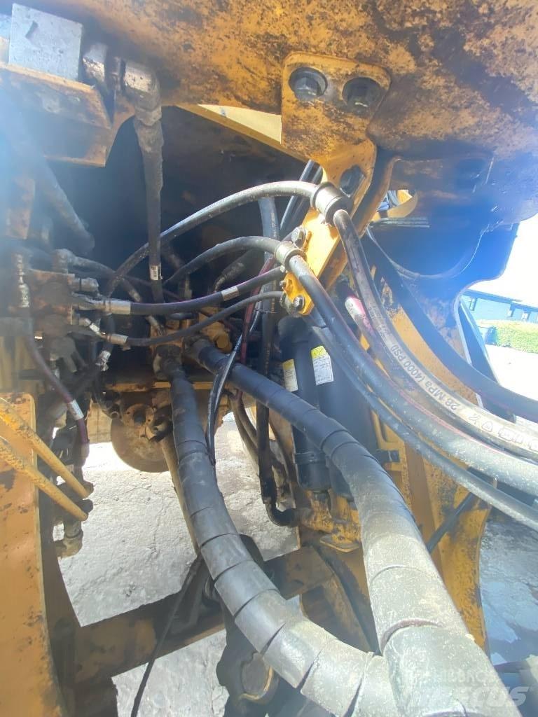 CAT 966 M Rataslaadurid